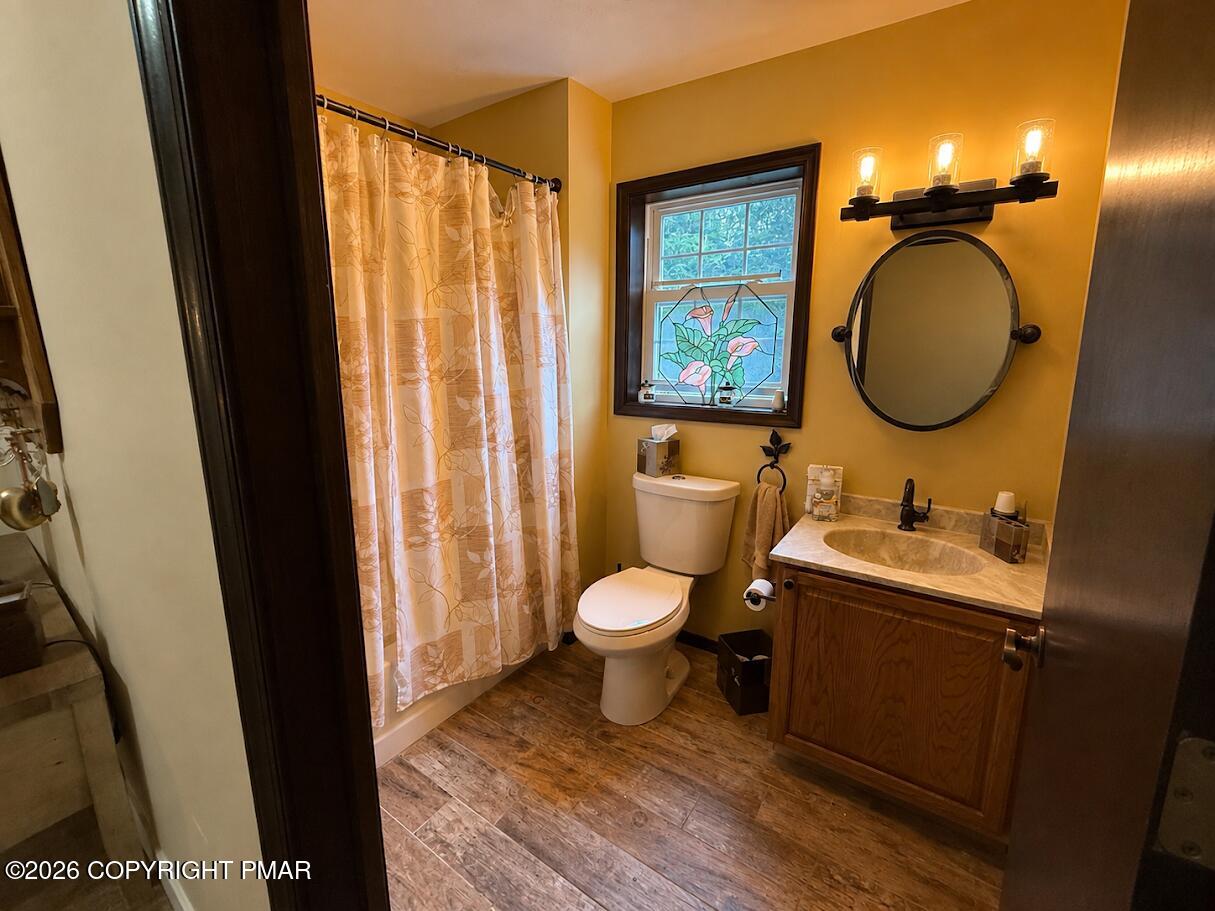 215 Maple Ridge Drive Property Photo 20