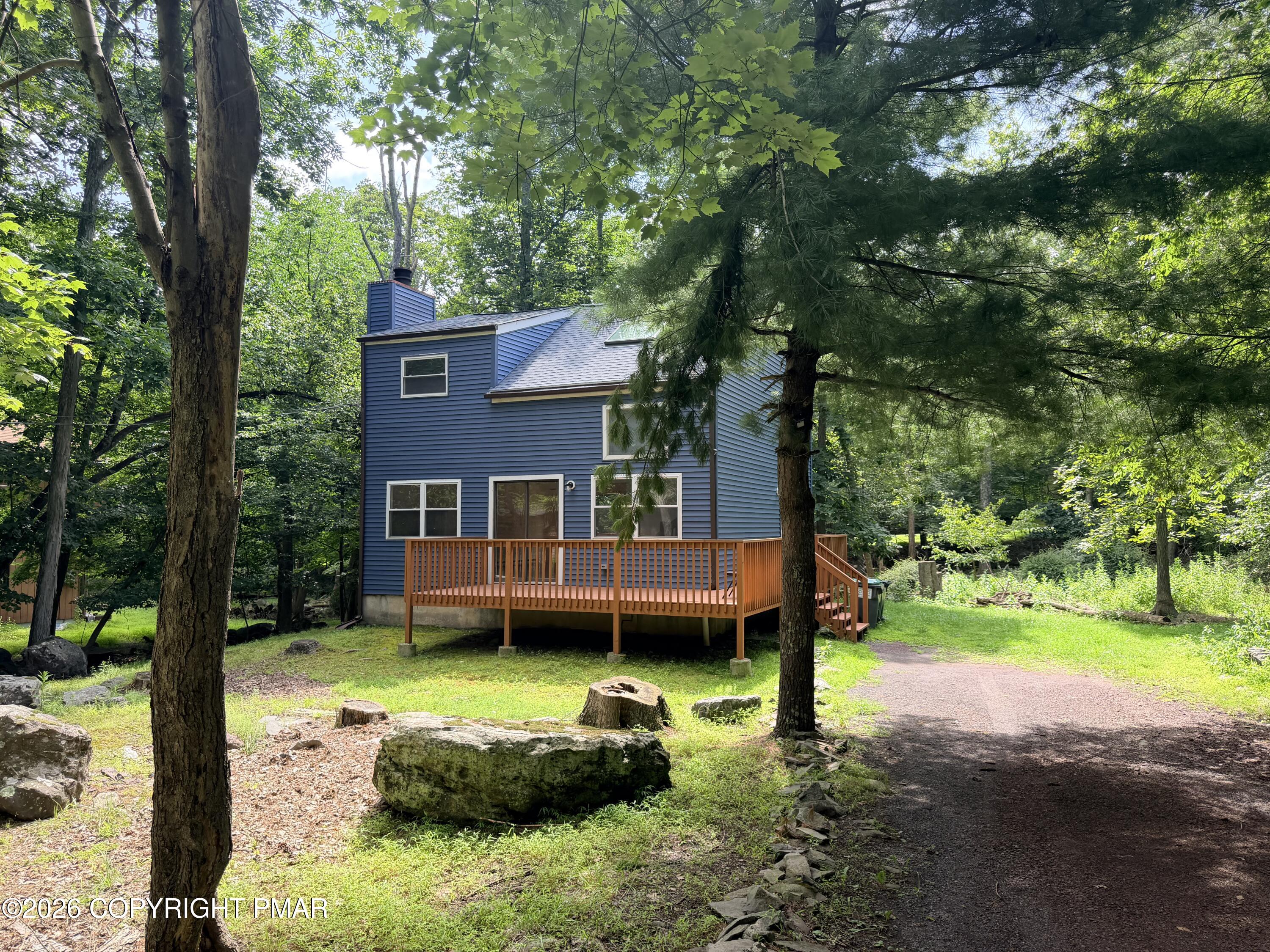 362 Somerset Drive Property Photo 2