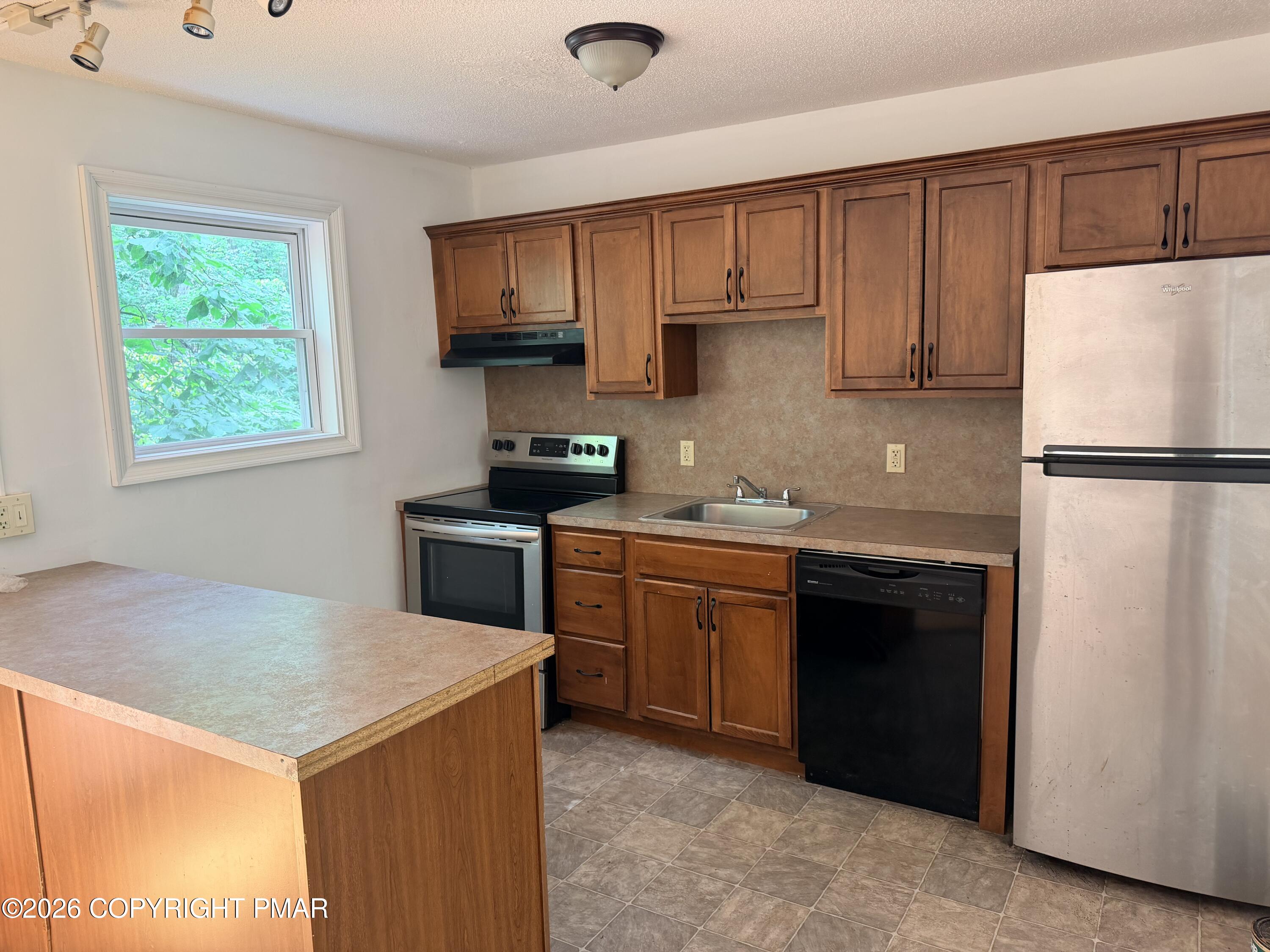 362 Somerset Drive Property Photo 14