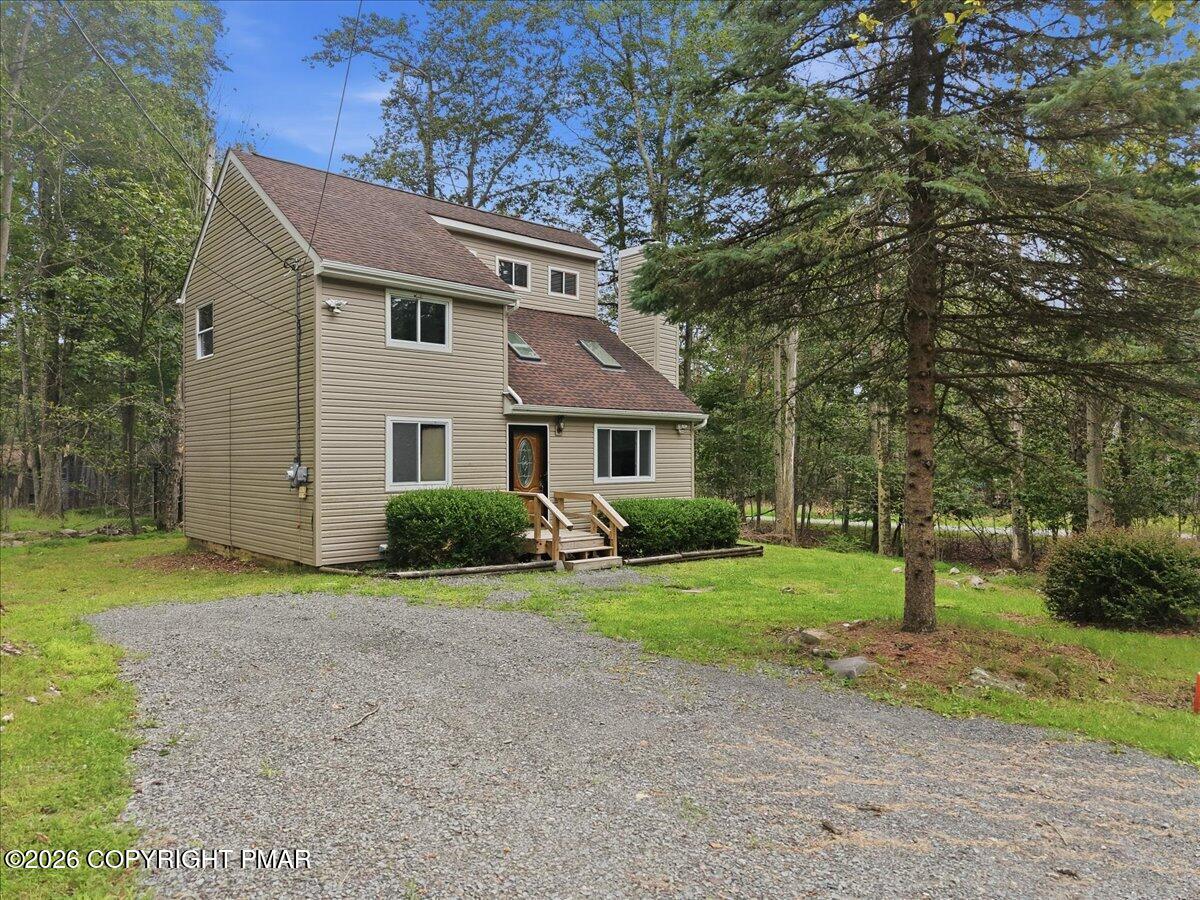 8482 Bumble Bee Way Property Photo 3