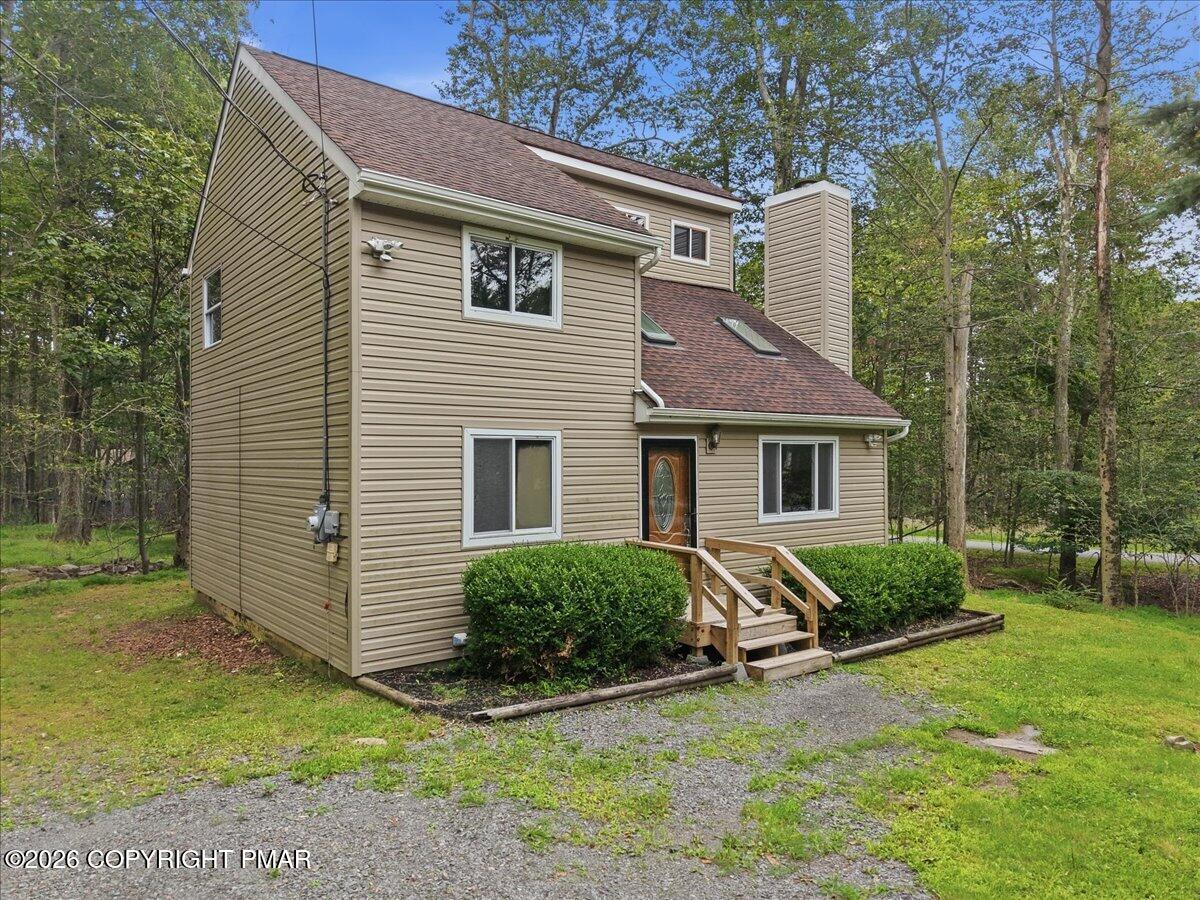 8482 Bumble Bee Way Property Photo 4