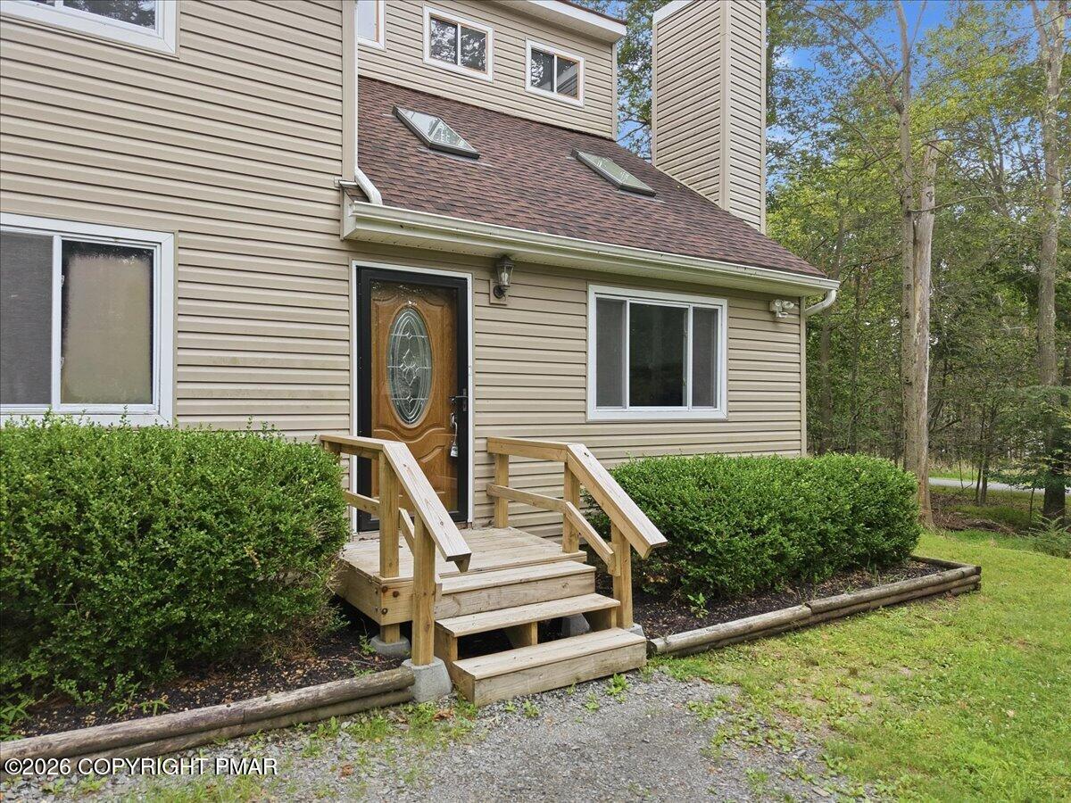 8482 Bumble Bee Way Property Photo 9