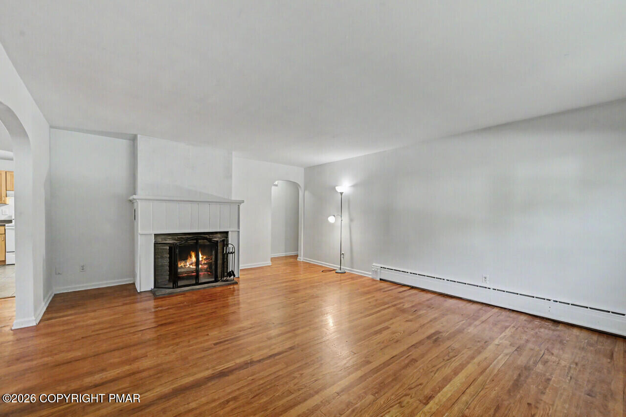 111 Maple Avenue Property Photo 24