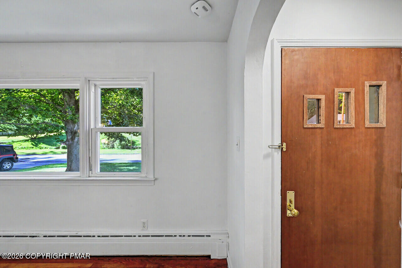 111 Maple Avenue Property Photo 25