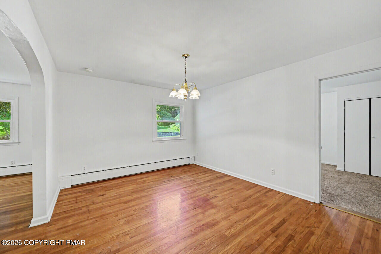 111 Maple Avenue Property Photo 27