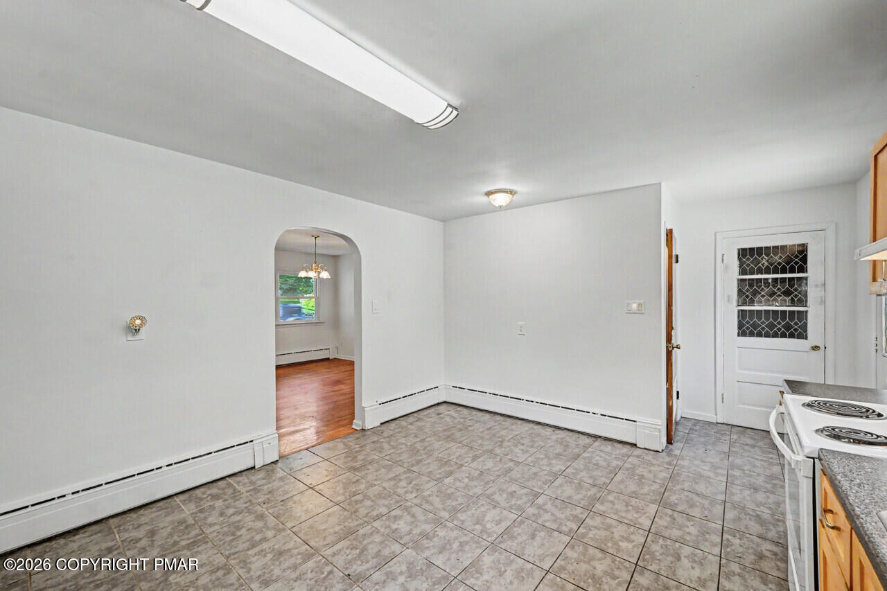 111 Maple Avenue Property Photo 34