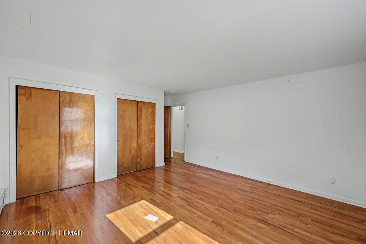 111 Maple Avenue Property Photo 38