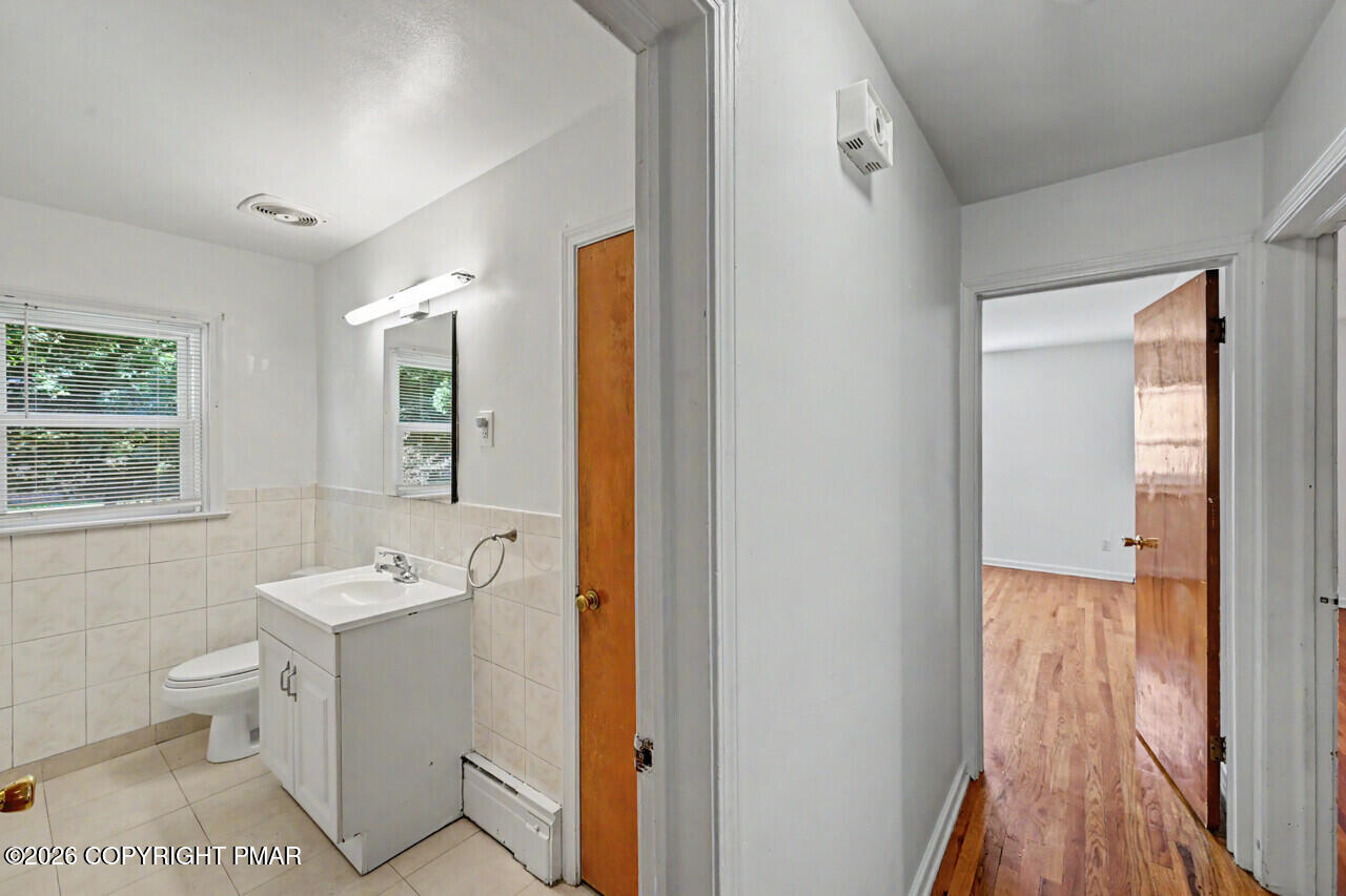 111 Maple Avenue Property Photo 48