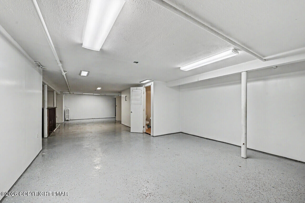 111 Maple Avenue Property Photo 56