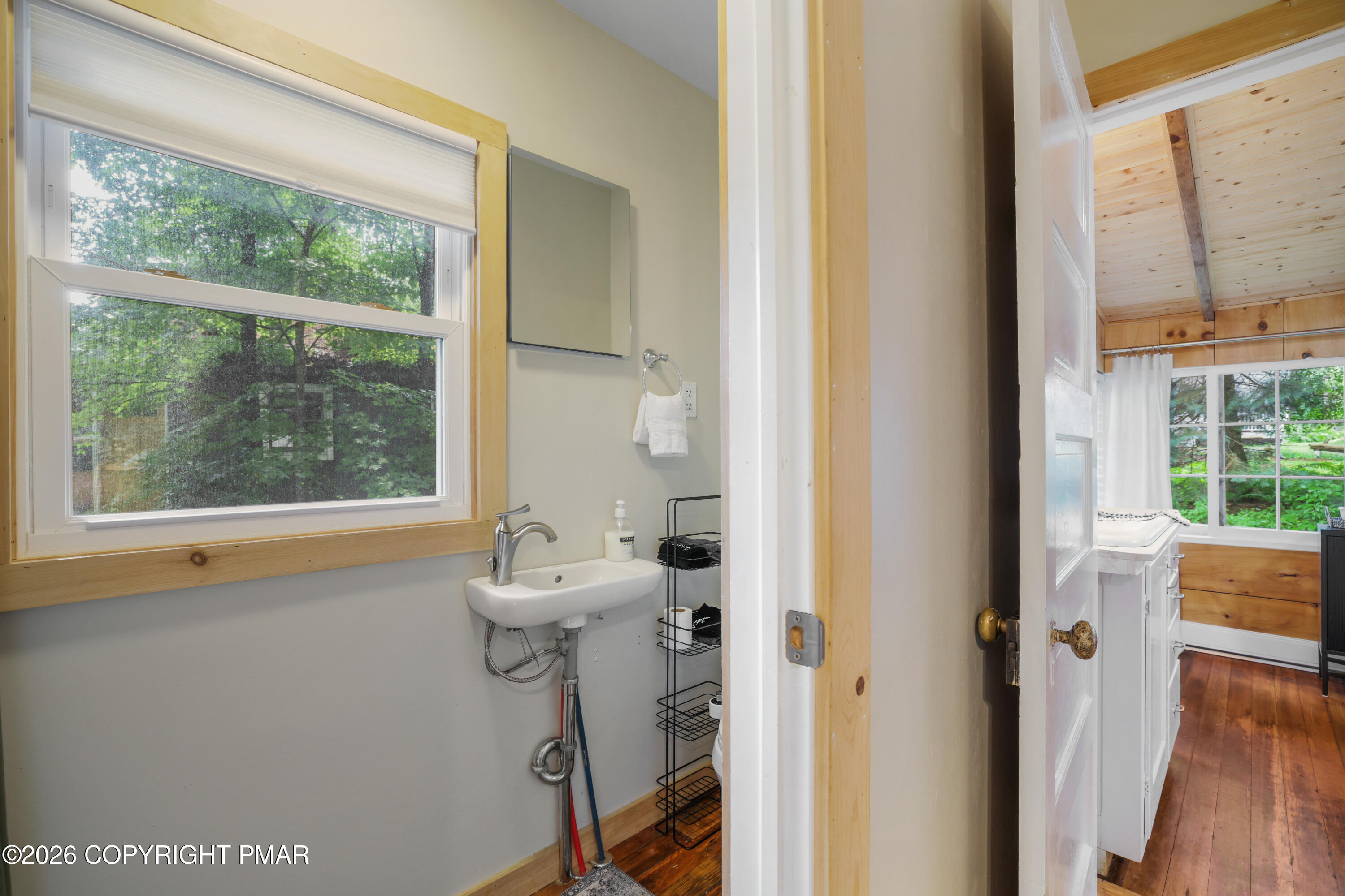 221 John Street Property Photo 21