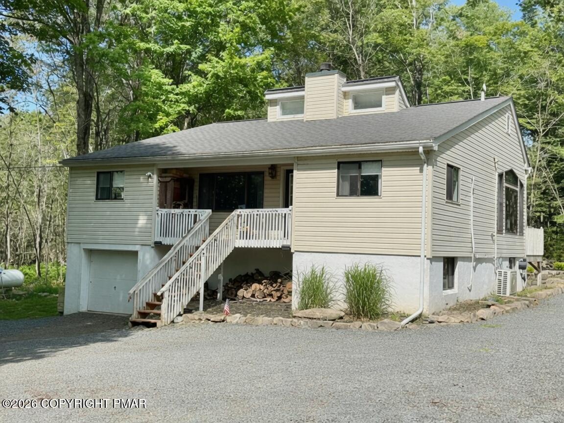 2065 Locust Ridge Road Property Photo 2