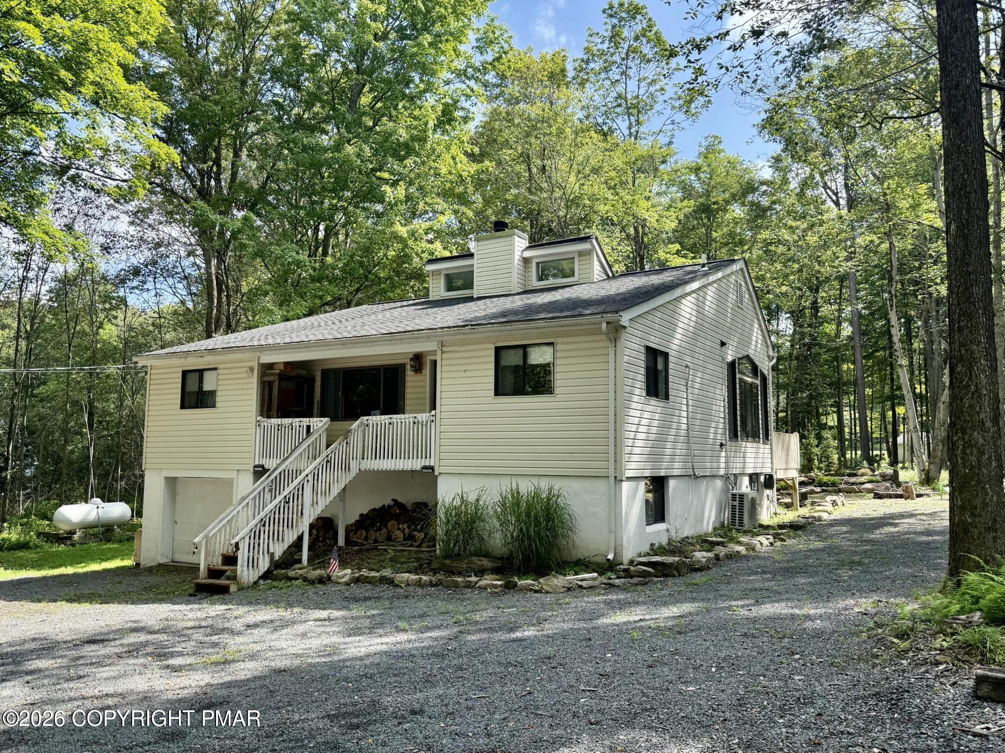 2065 Locust Ridge Road Property Photo 3