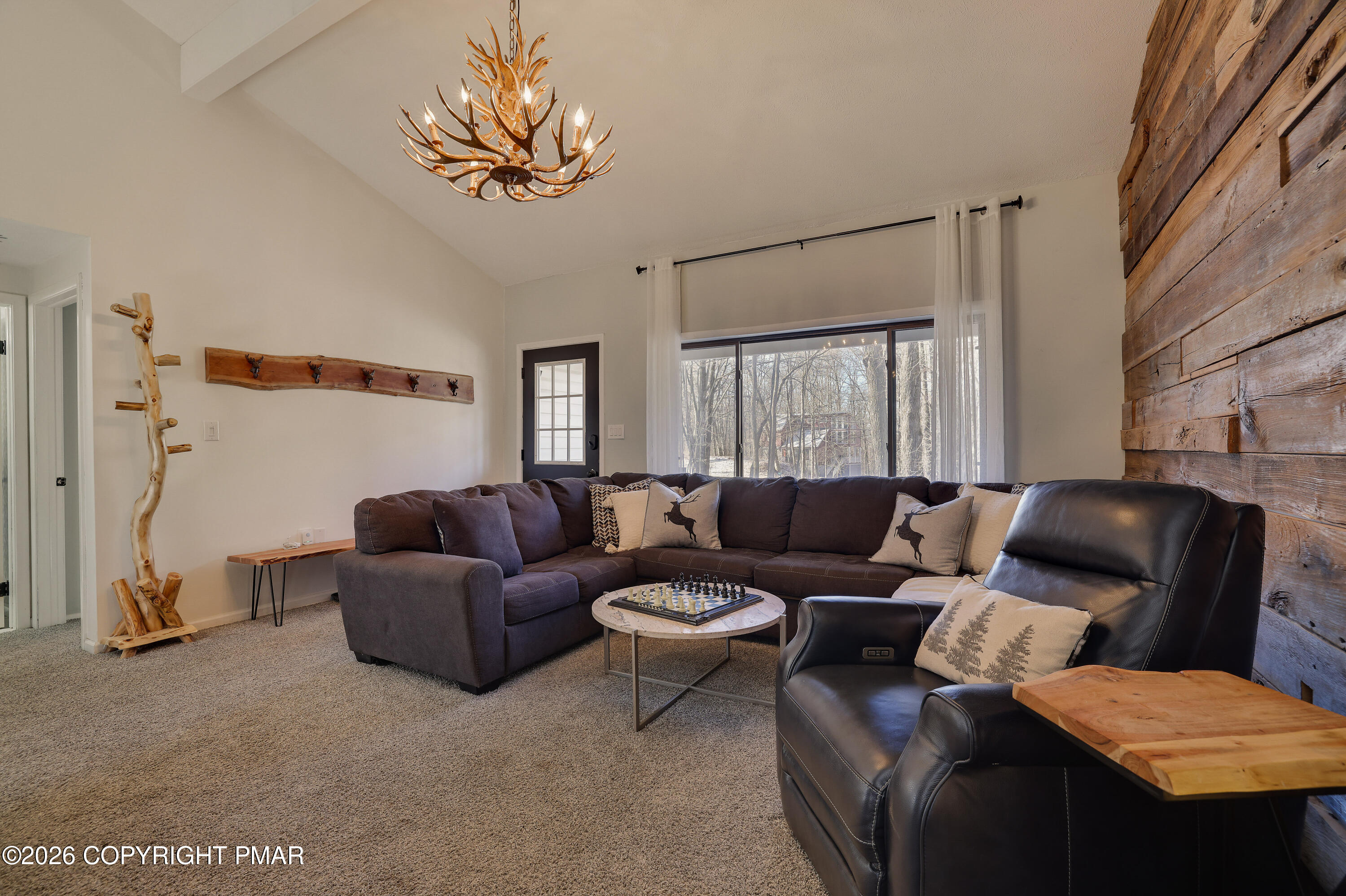 2065 Locust Ridge Road Property Photo 12