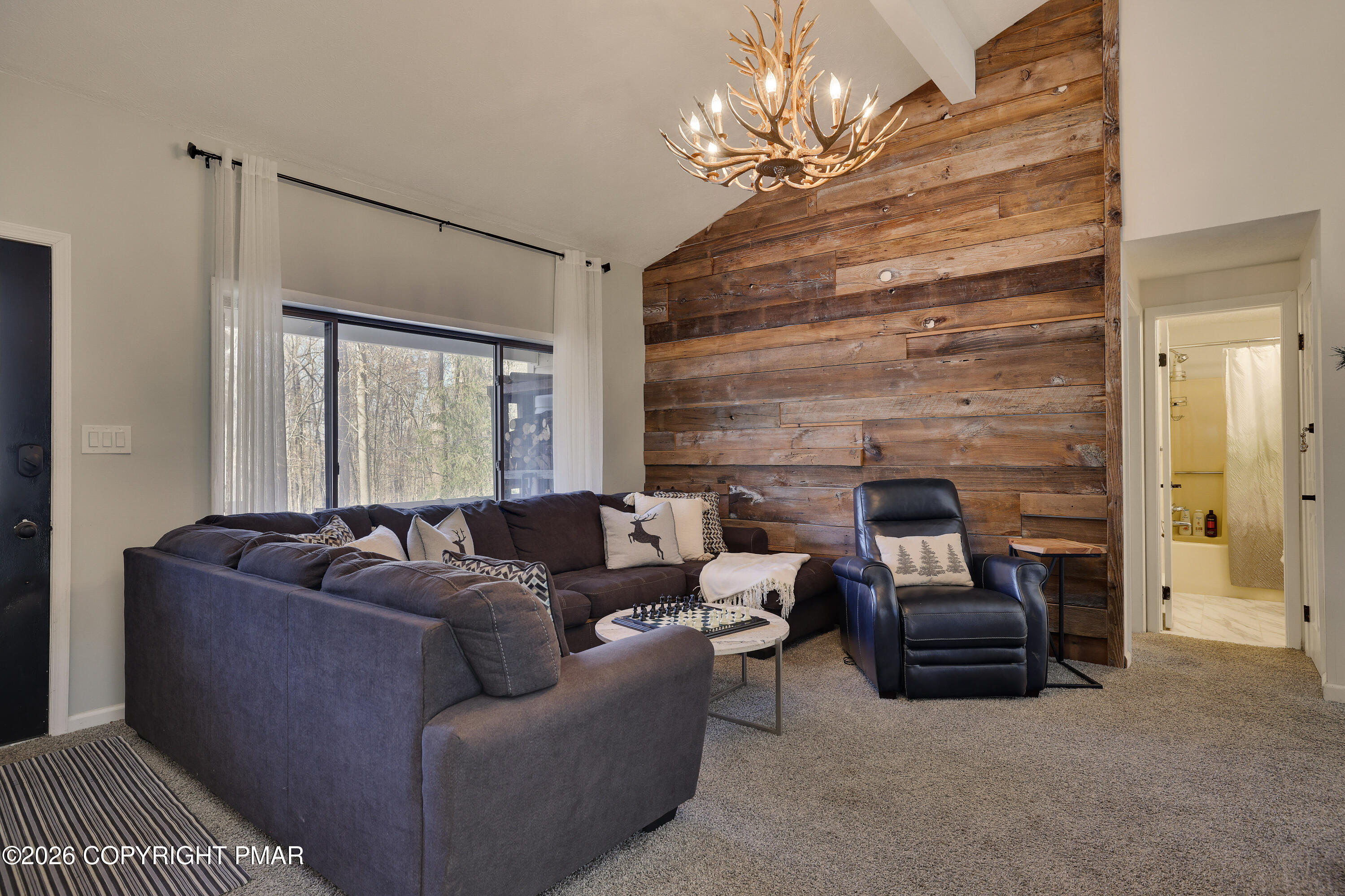 2065 Locust Ridge Road Property Photo 16
