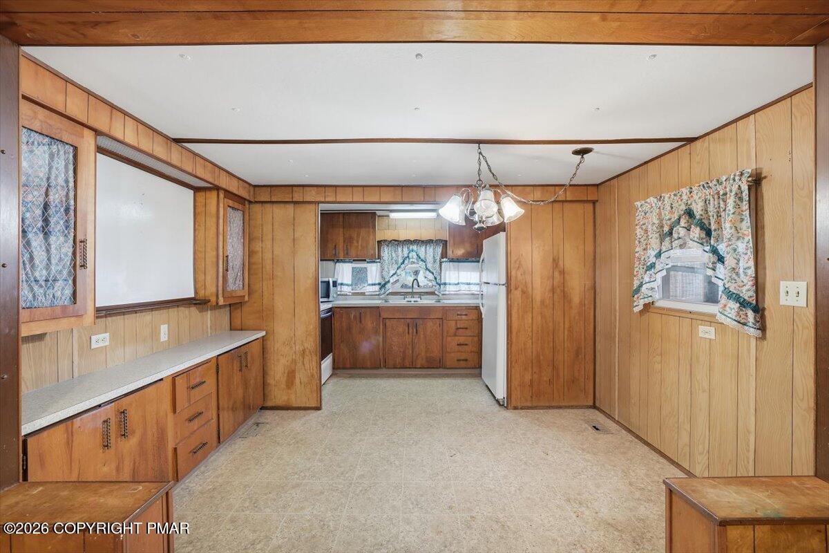 120-122 Leafy Greene Street Property Photo 33
