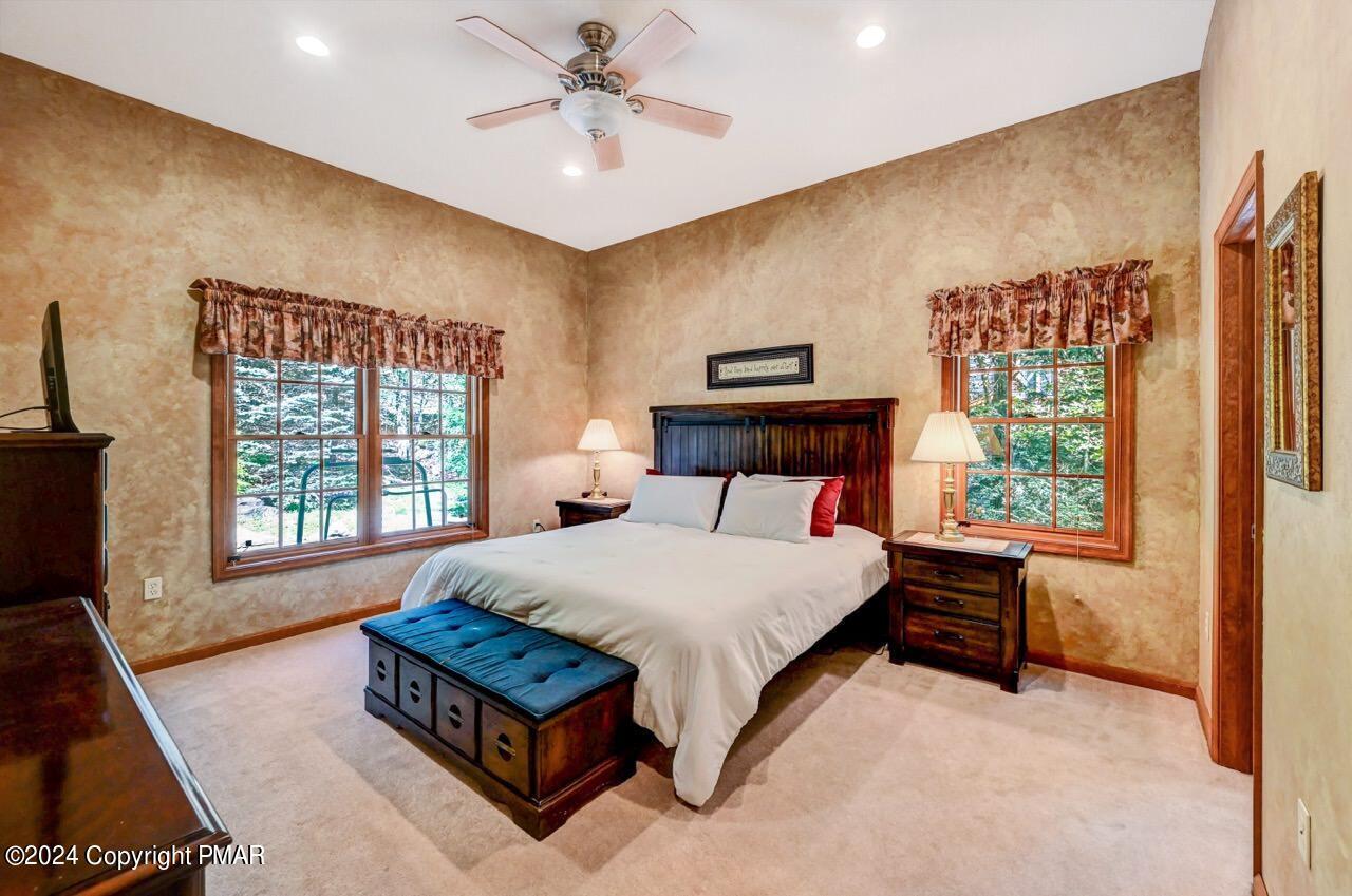 2265 Hillcrest Drive Property Photo 17