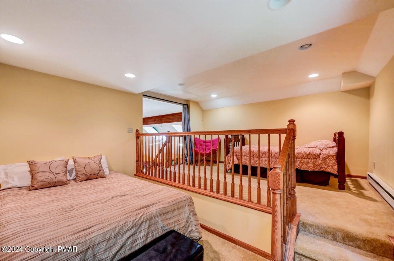 2265 Hillcrest Drive Property Photo 22
