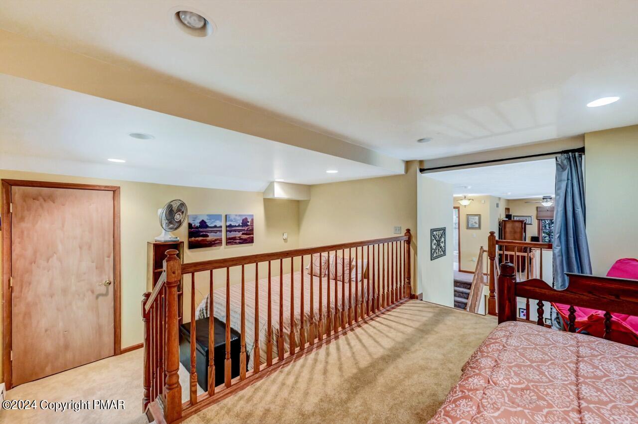 2265 Hillcrest Drive Property Photo 23