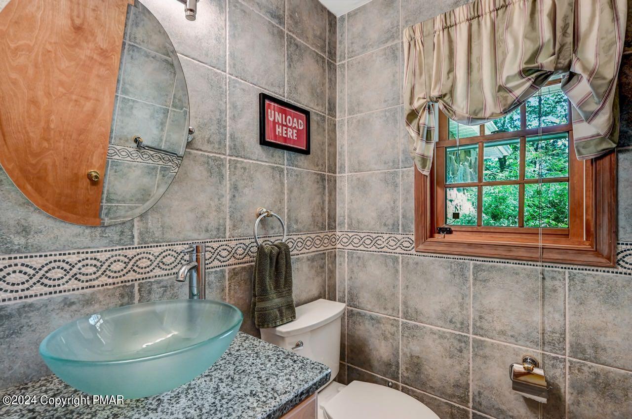2265 Hillcrest Drive Property Photo 29