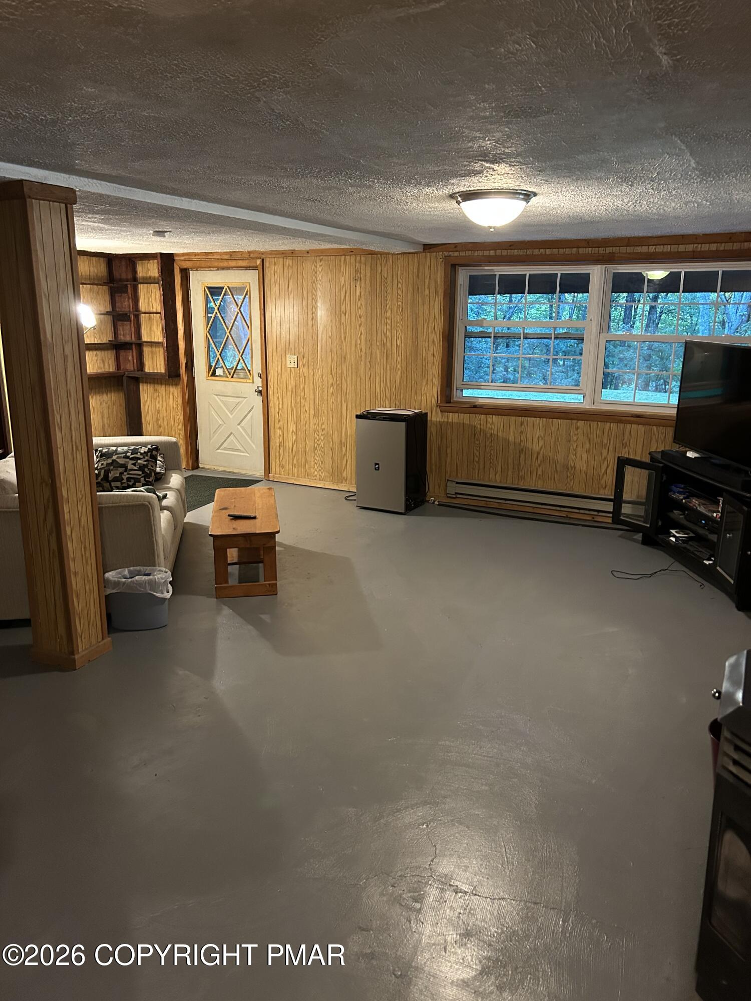 1115 Falls Road Property Photo 18