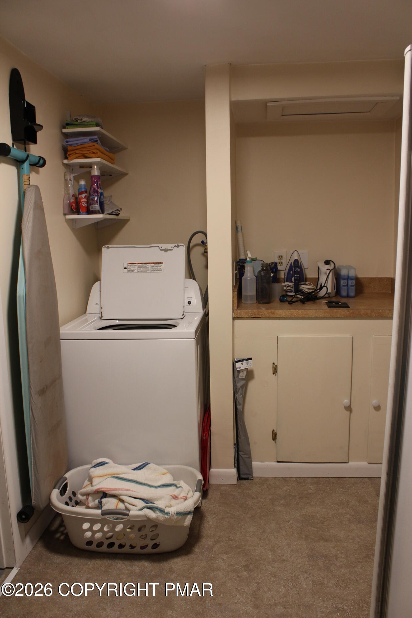 1115 Falls Road Property Photo 27