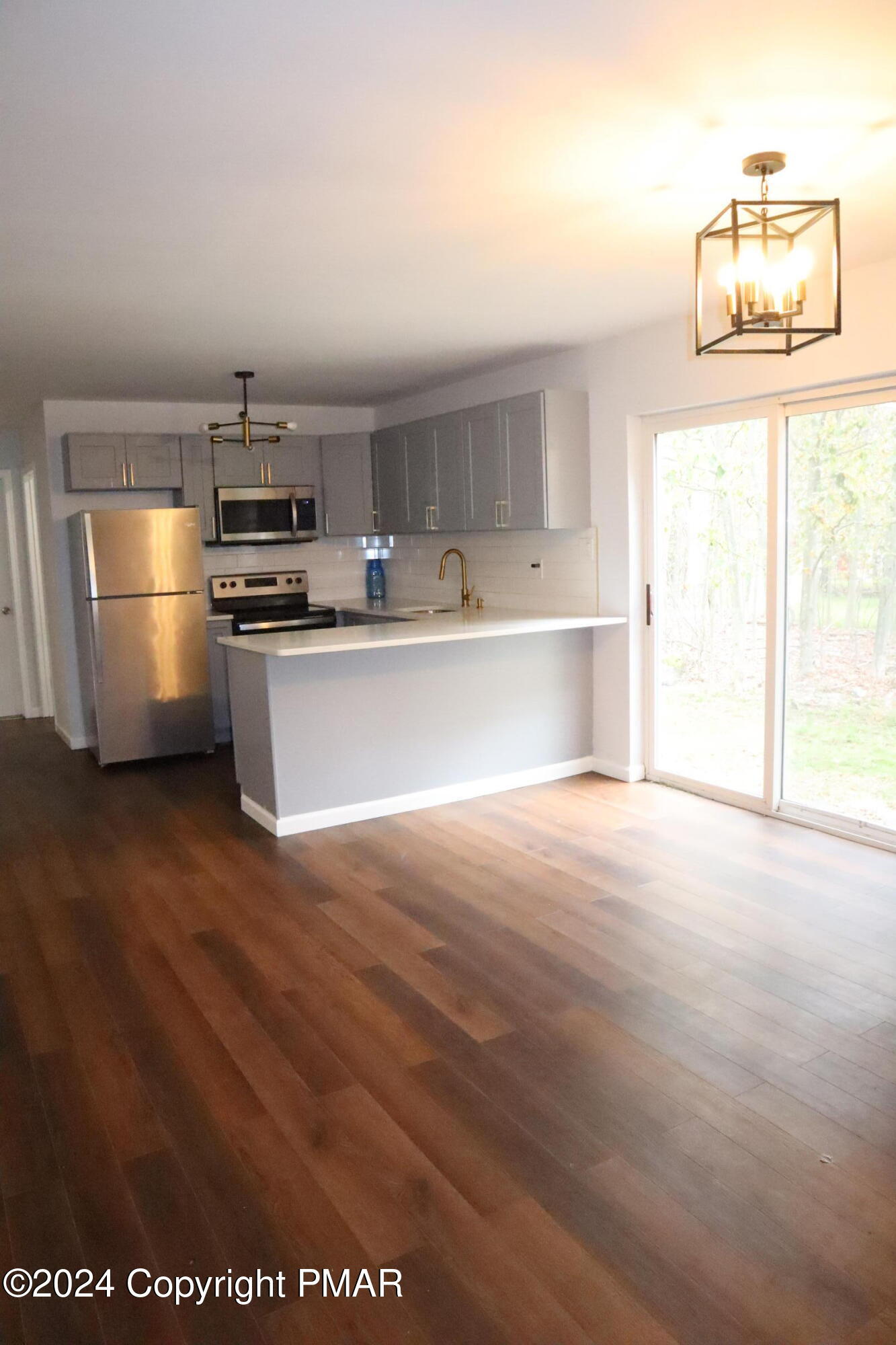 1044 Knollwood Drive Property Photo 34
