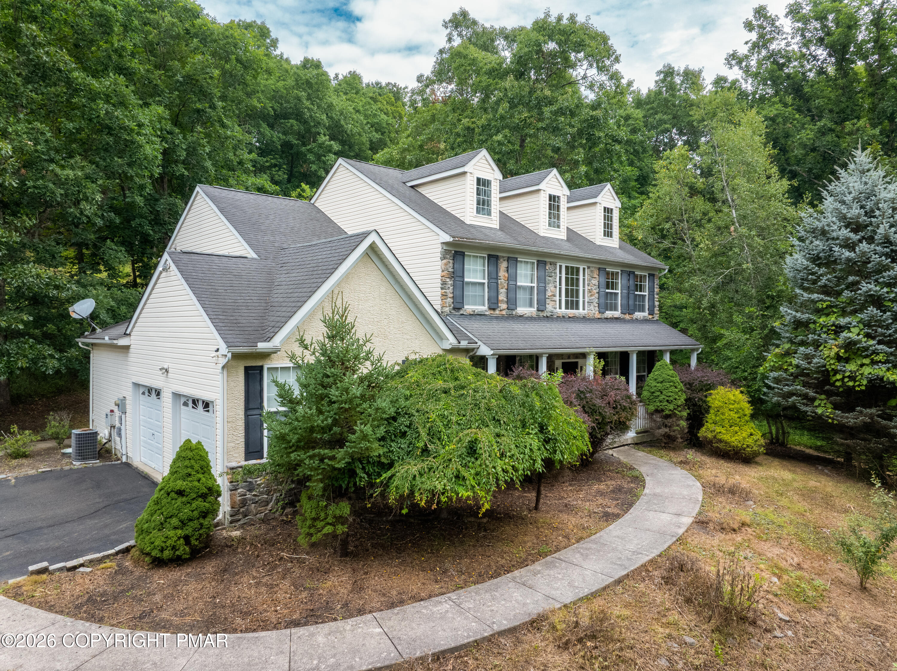 208 Fazio Way Property Photo 1