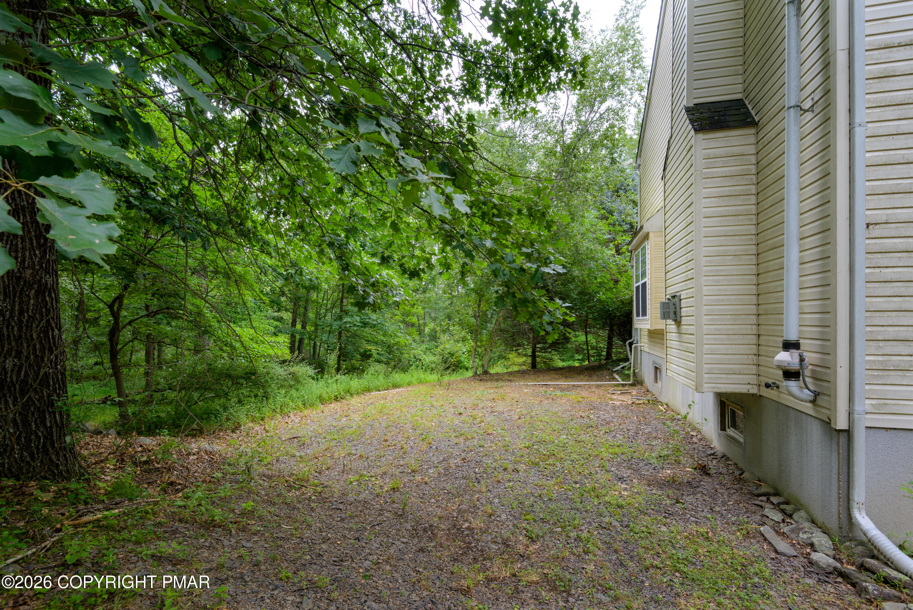 208 Fazio Way Property Photo 10