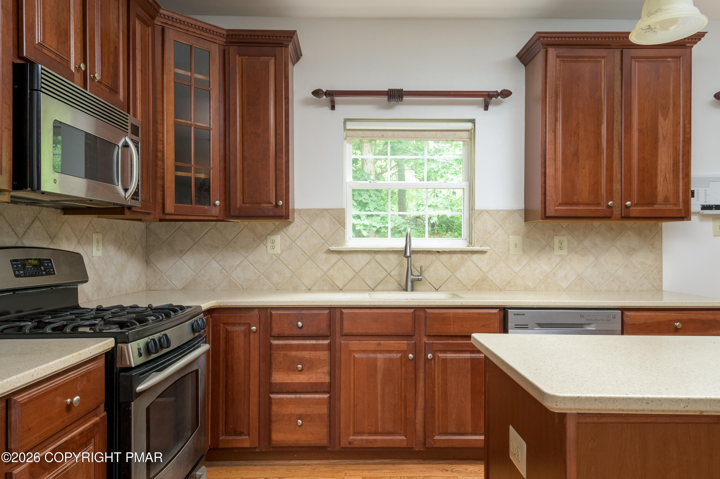 208 Fazio Way Property Photo 21