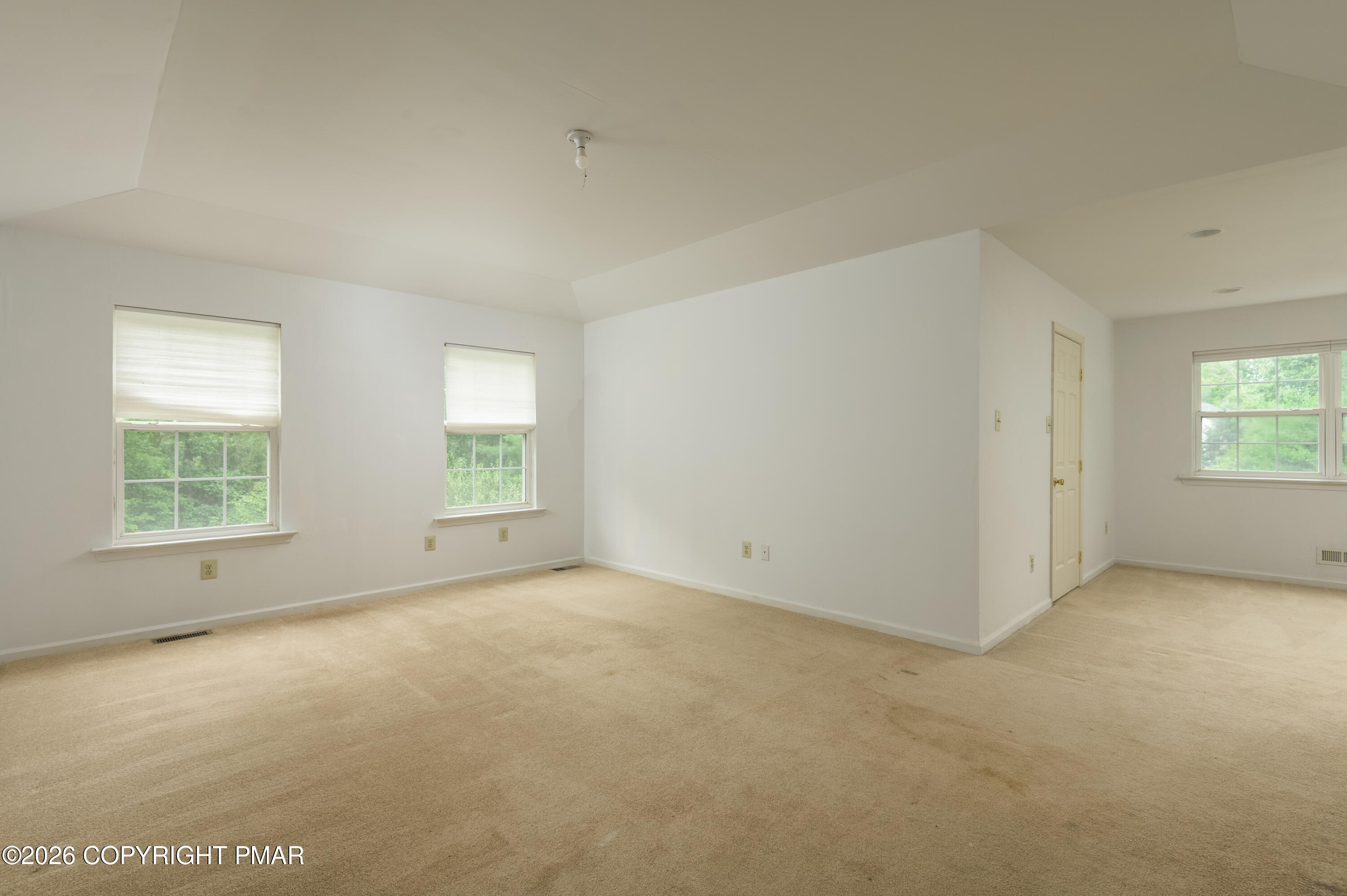 208 Fazio Way Property Photo 29