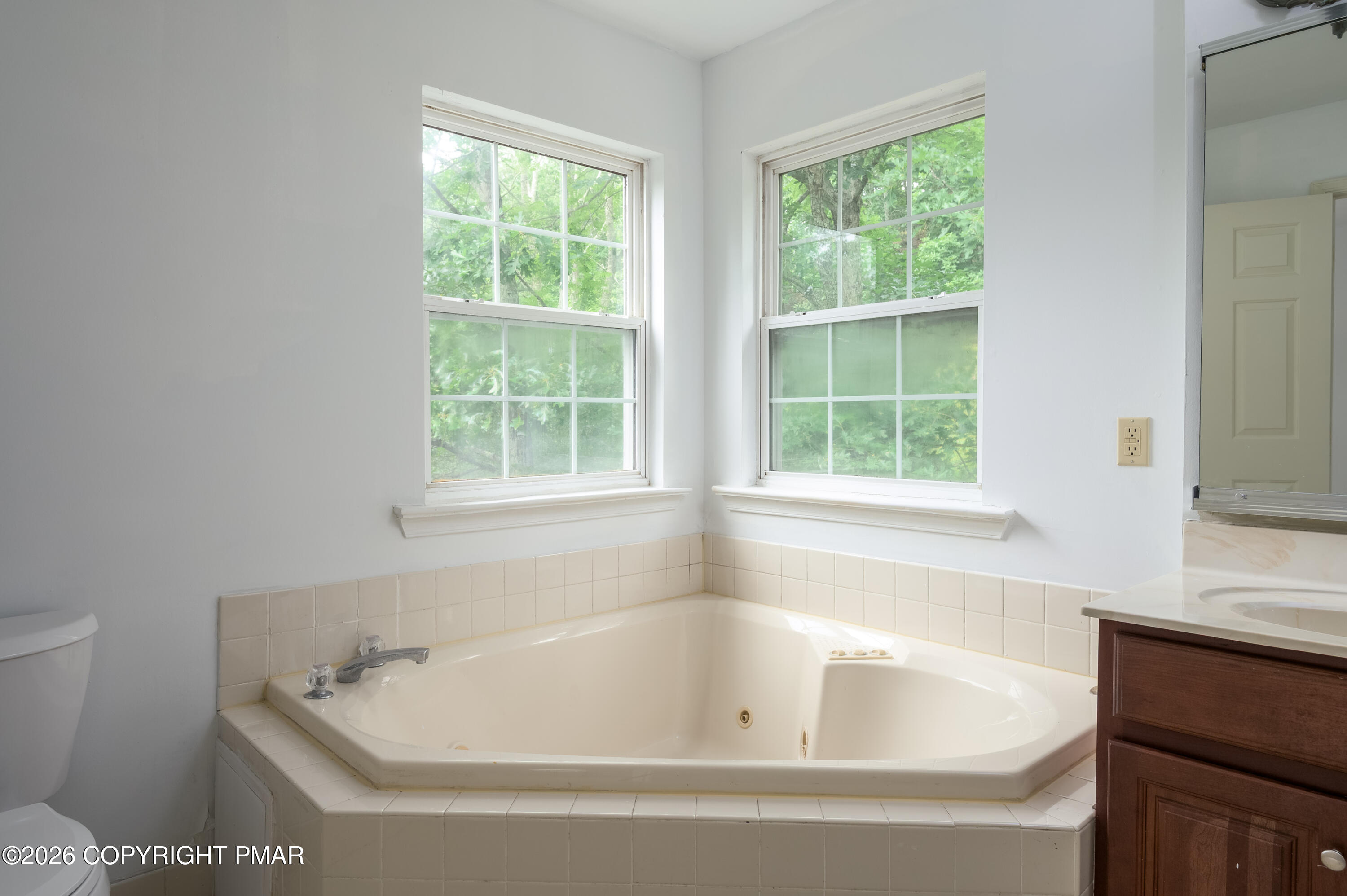 208 Fazio Way Property Photo 32
