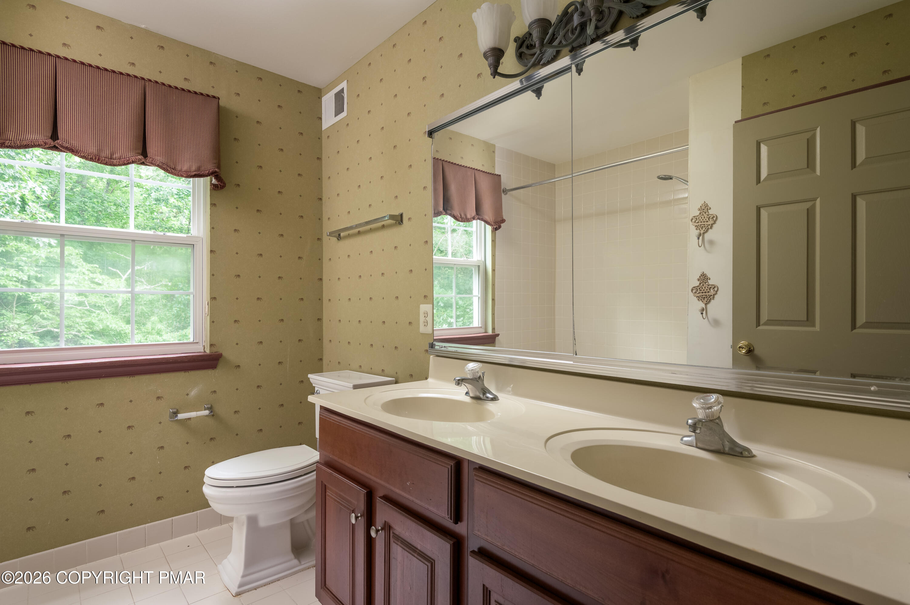 208 Fazio Way Property Photo 40