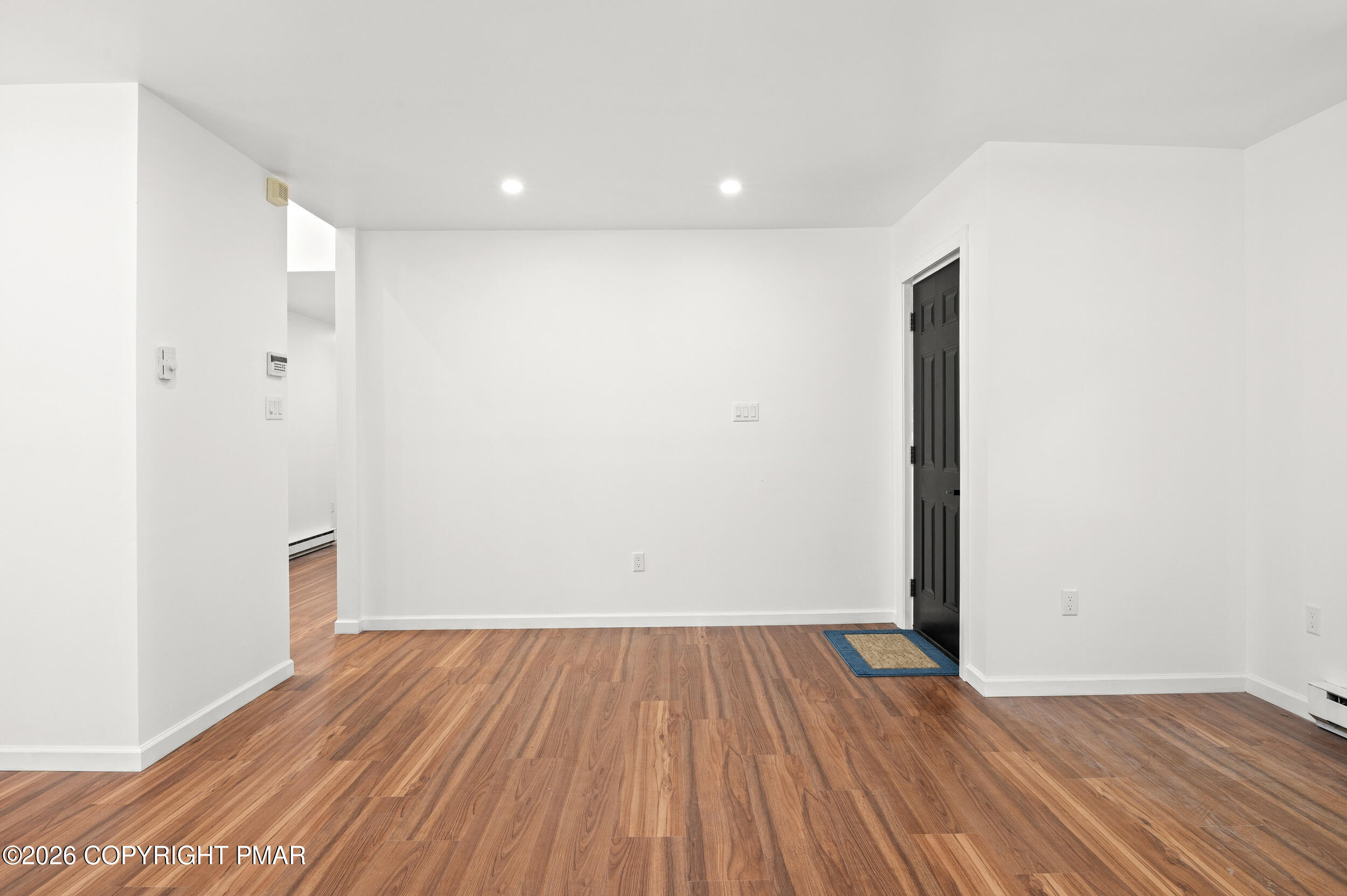 75 Hilltop Circle Property Photo 6