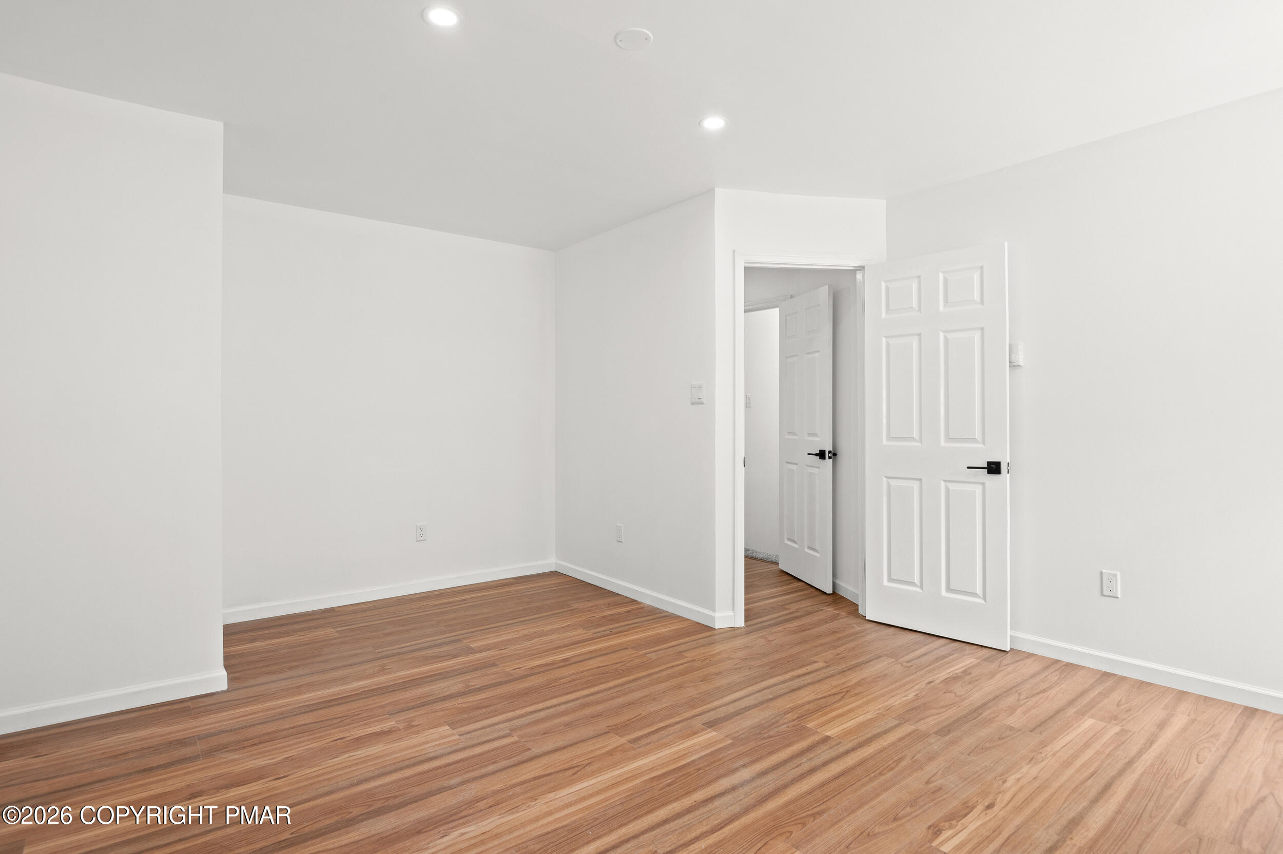 75 Hilltop Circle Property Photo 27