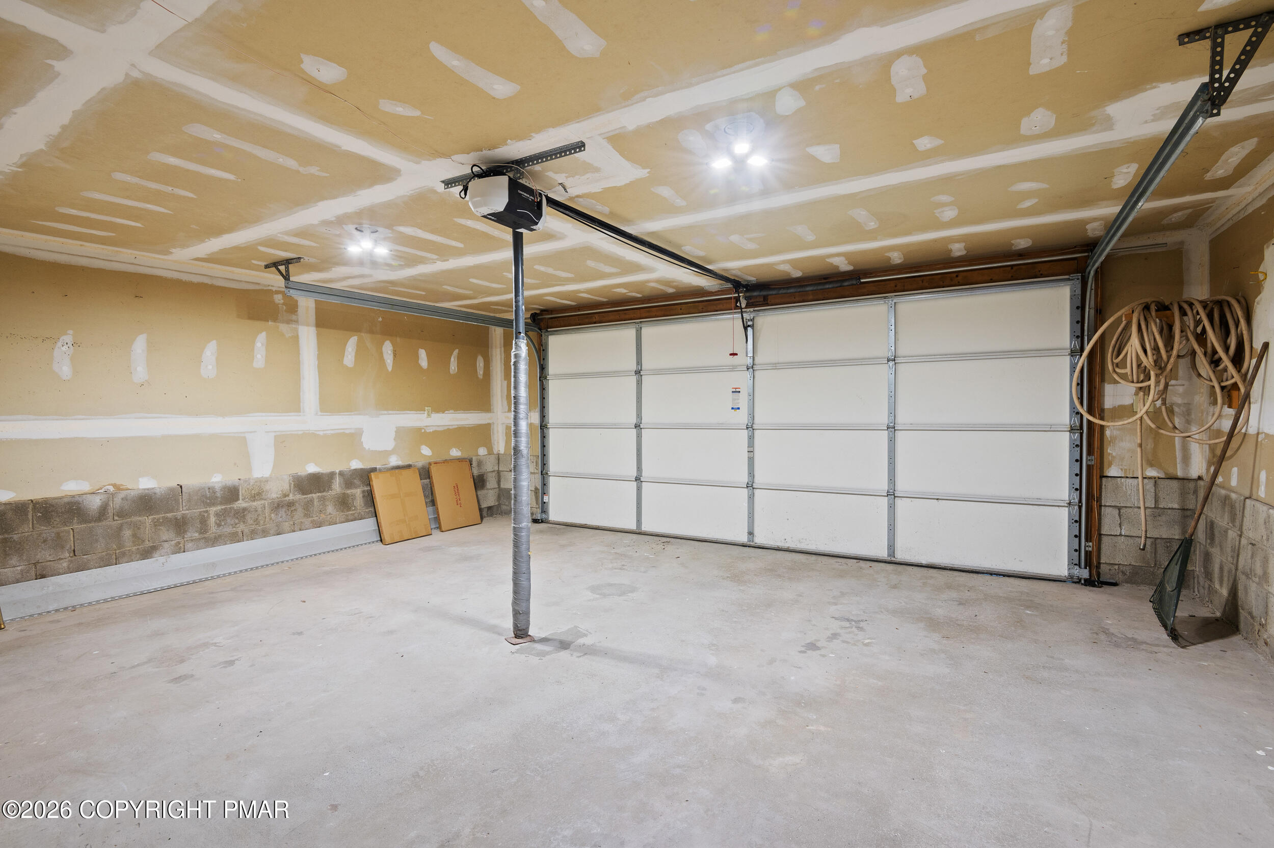 75 Hilltop Circle Property Photo 44