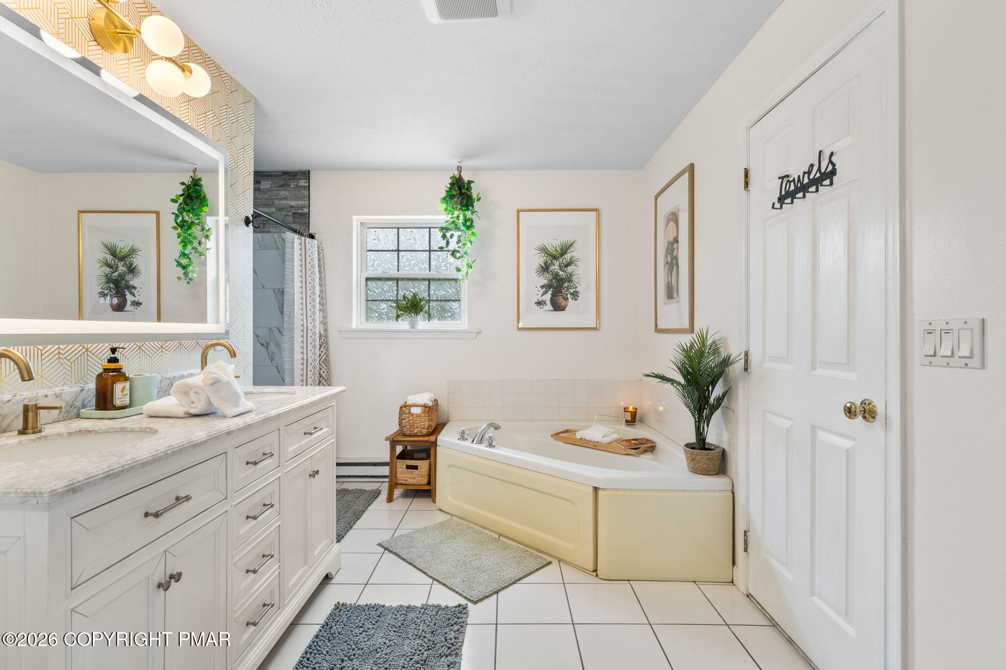 = Horizon Drive Property Photo 23