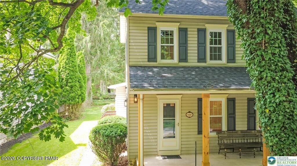100 Creek Road Property Photo 2