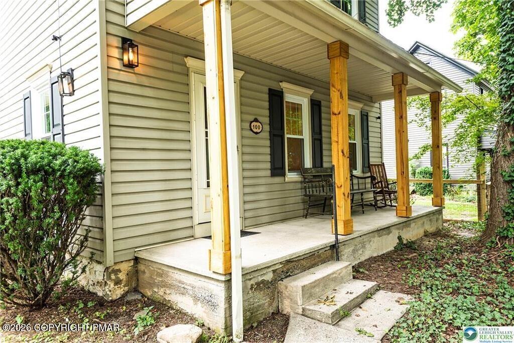 100 Creek Road Property Photo 5