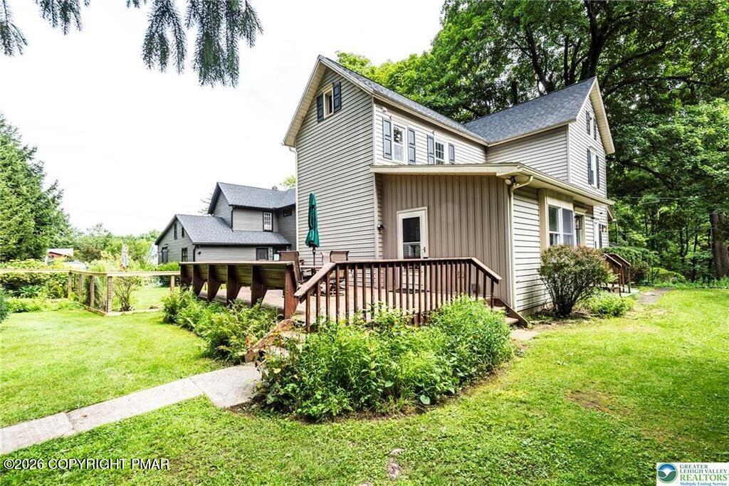 100 Creek Road Property Photo 11