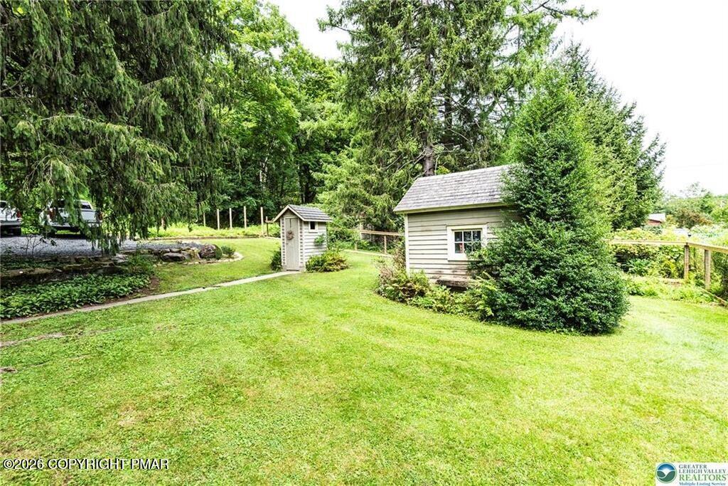 100 Creek Road Property Photo 17