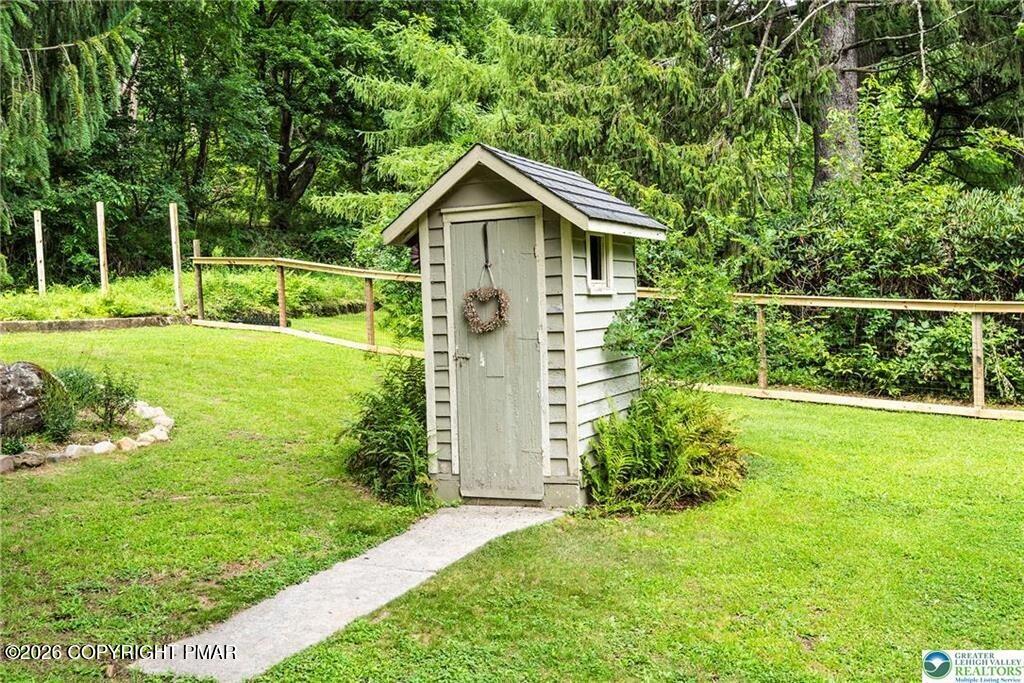 100 Creek Road Property Photo 19