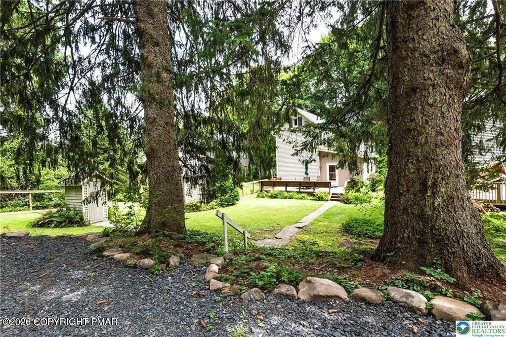 100 Creek Road Property Photo 22