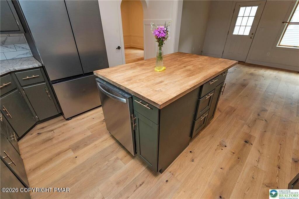 100 Creek Road Property Photo 26