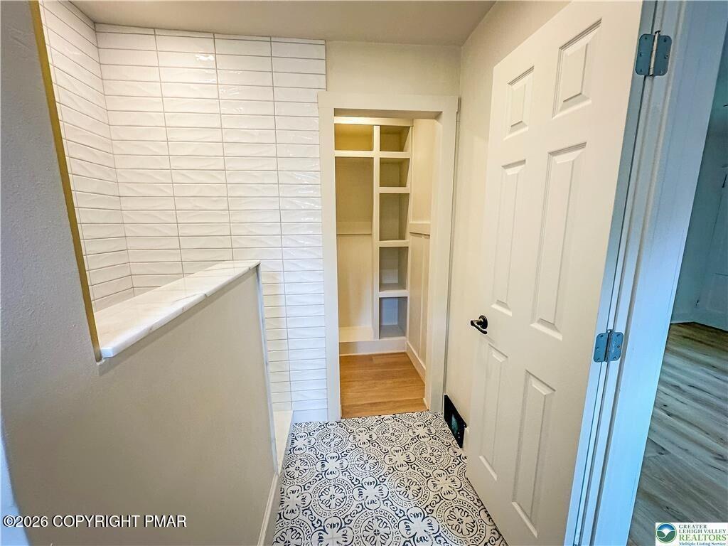 100 Creek Road Property Photo 42
