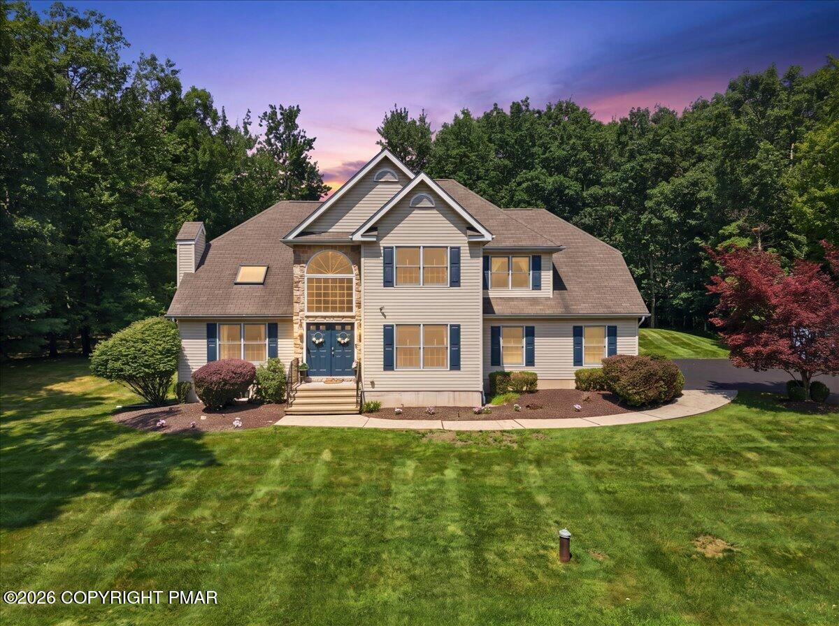 1220 Overlook Court Property Photo 2