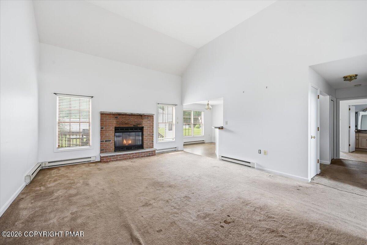 86 Northpark Drive E Property Photo 10