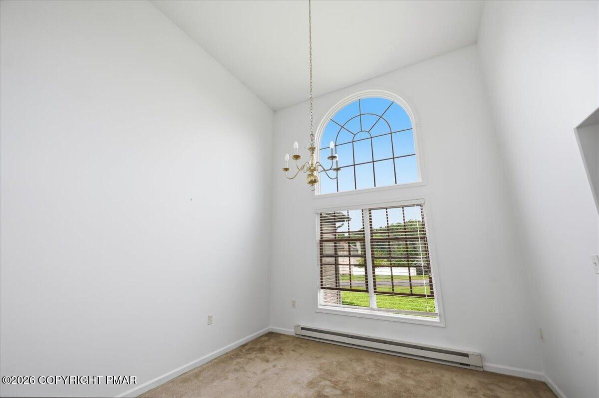 86 Northpark Drive E Property Photo 20