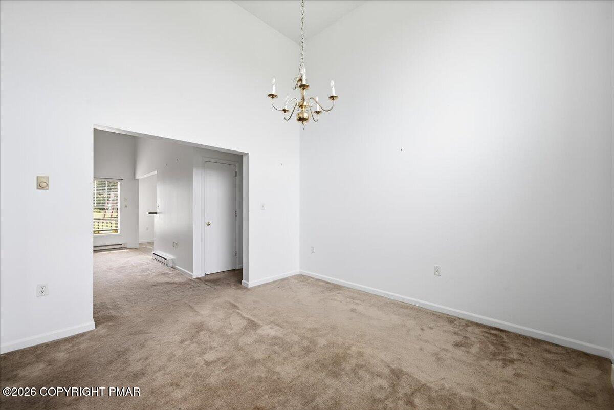 86 Northpark Drive E Property Photo 22