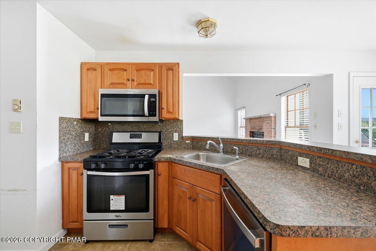 86 Northpark Drive E Property Photo 28