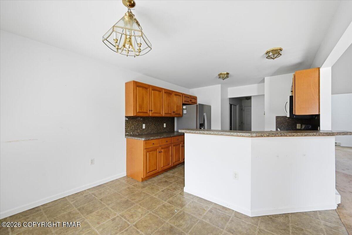 86 Northpark Drive E Property Photo 34